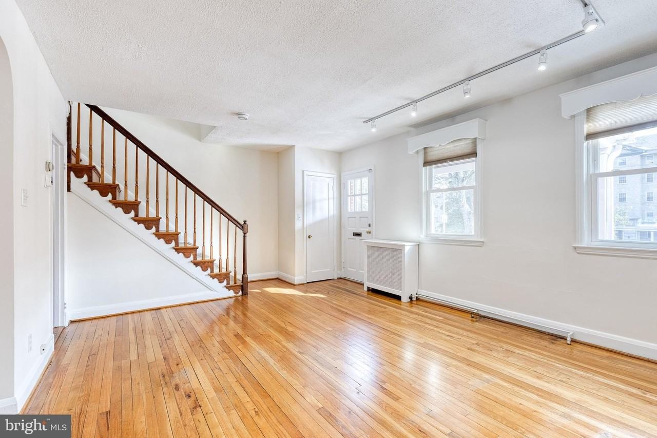 3918 Beech Ave - Photo 7 of 24