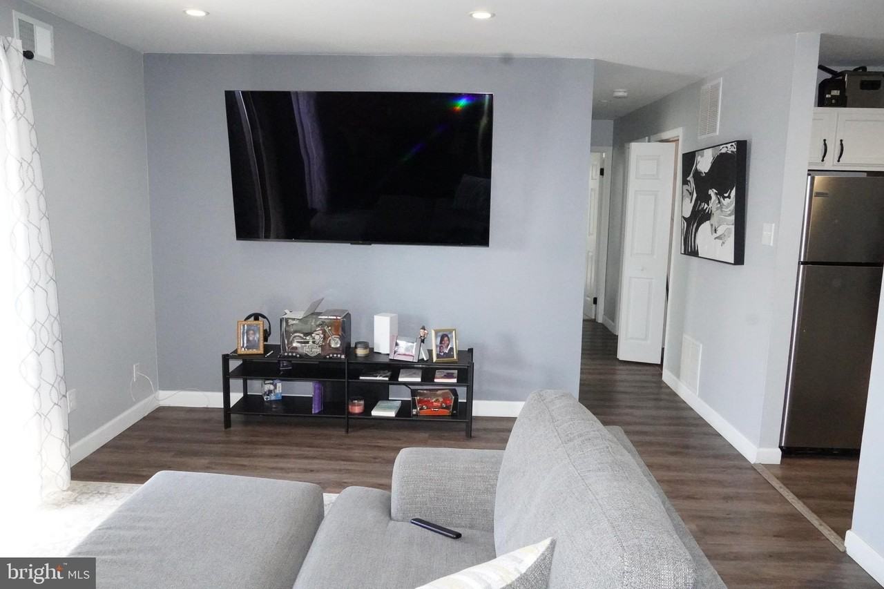 704 The Woods - Photo 5 of 15