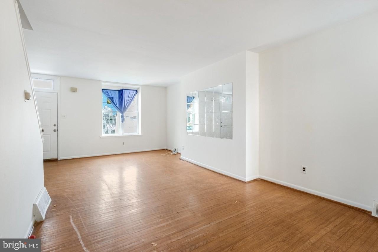 3306 Haverford Ave - Photo 6 of 38