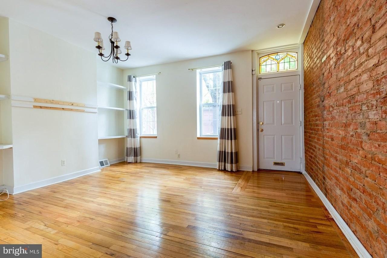 1811 Pemberton St - Photo 3 of 27