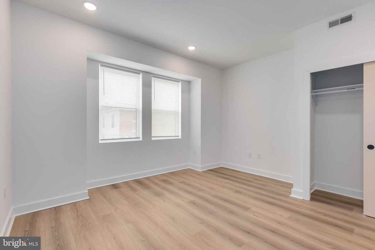 1634 W Susquehanna Ave #3 - Photo 6 of 10
