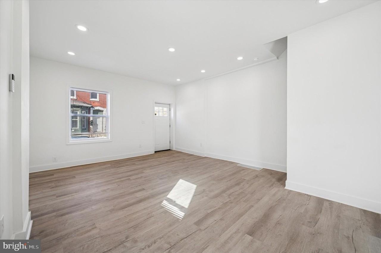 2135 N 20th St - Photo 7 of 20