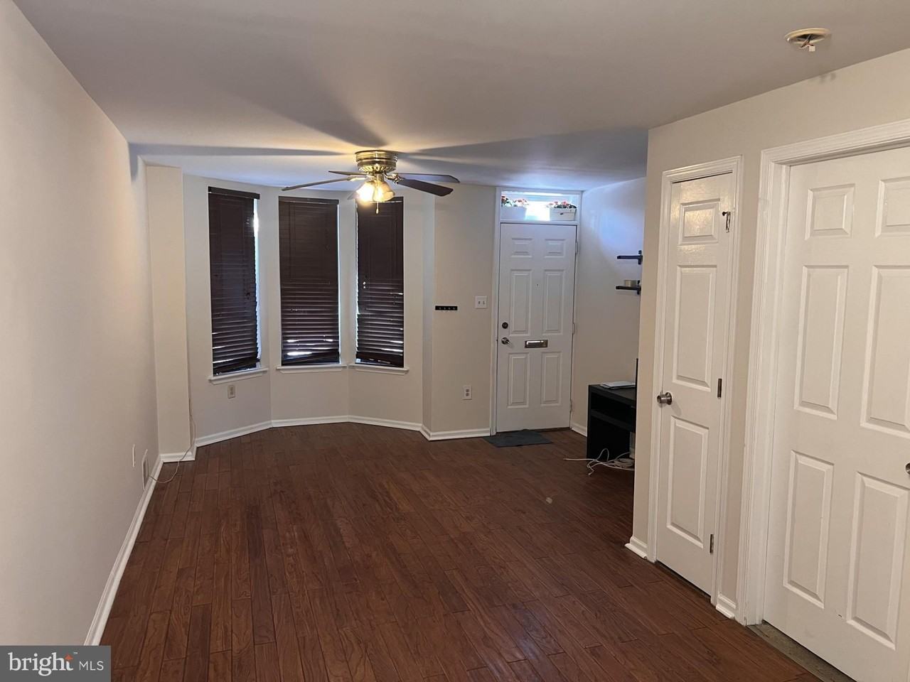 2079 E Hagert St - Photo 3 of 13