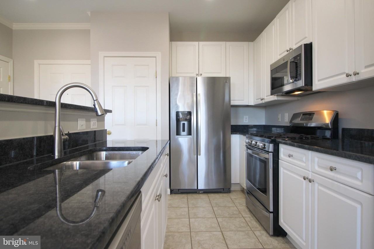 2651 Park Tower Dr Apt 302 #302 - Photo 6 of 23