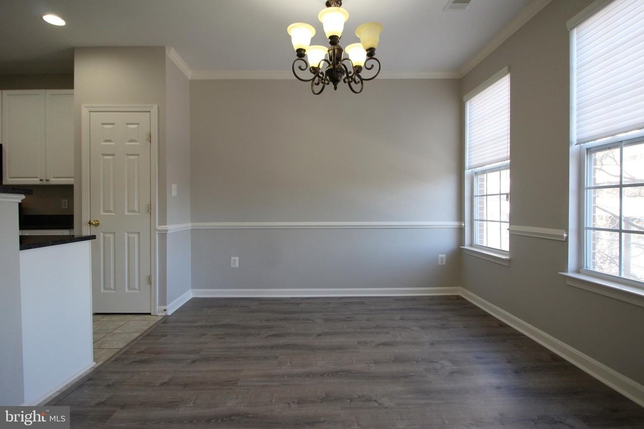 2651 Park Tower Dr Apt 302 #302 - Photo 7 of 23