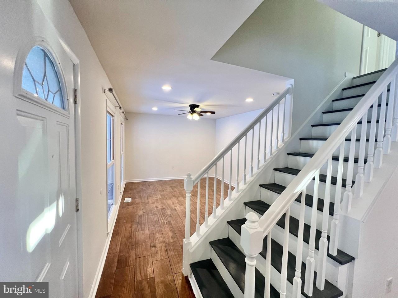 13734 Moccasin Ct - Photo 2 of 29