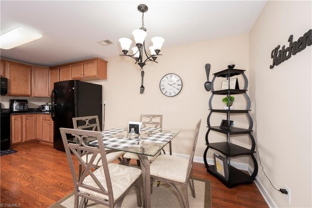 4757 Tatton Park Cir #1A - Photo 5 of 17