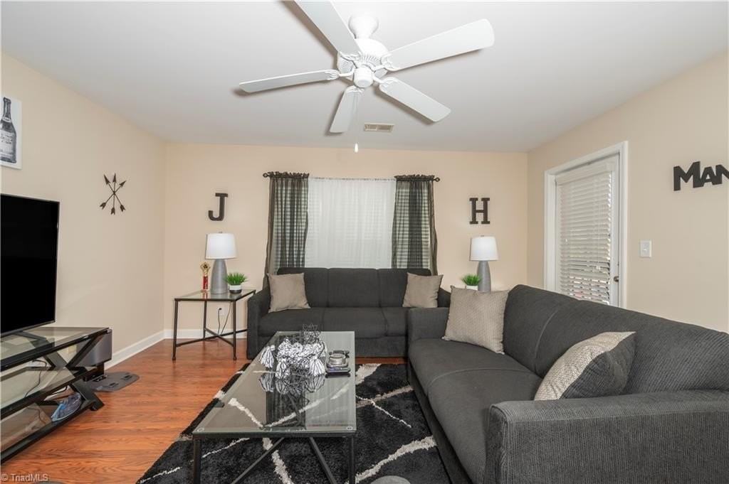 4757 Tatton Park Cir #1A - Photo 6 of 17