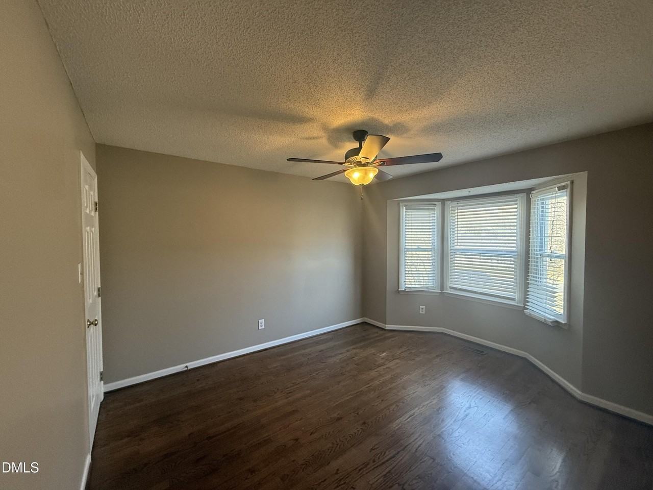 2813 Buckboard Ln - Photo 5 of 20