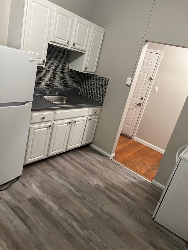 19 Allen Place #C1 - Photo 2 of 8