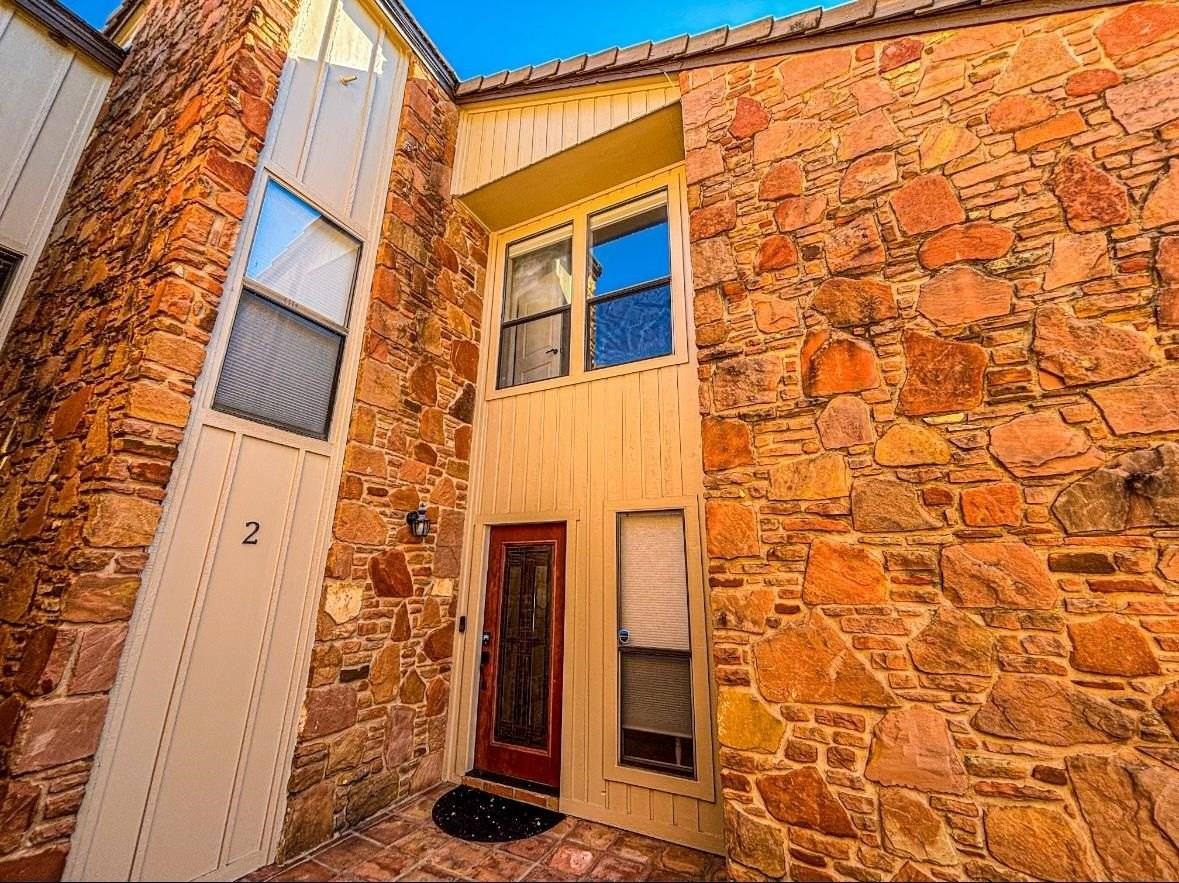 107 Lachite - Photo 2 of 21