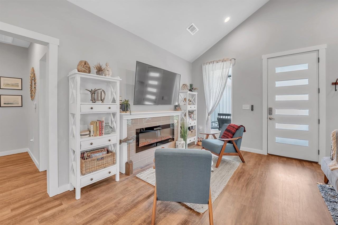 832 Fir Ln - Photo 6 of 30