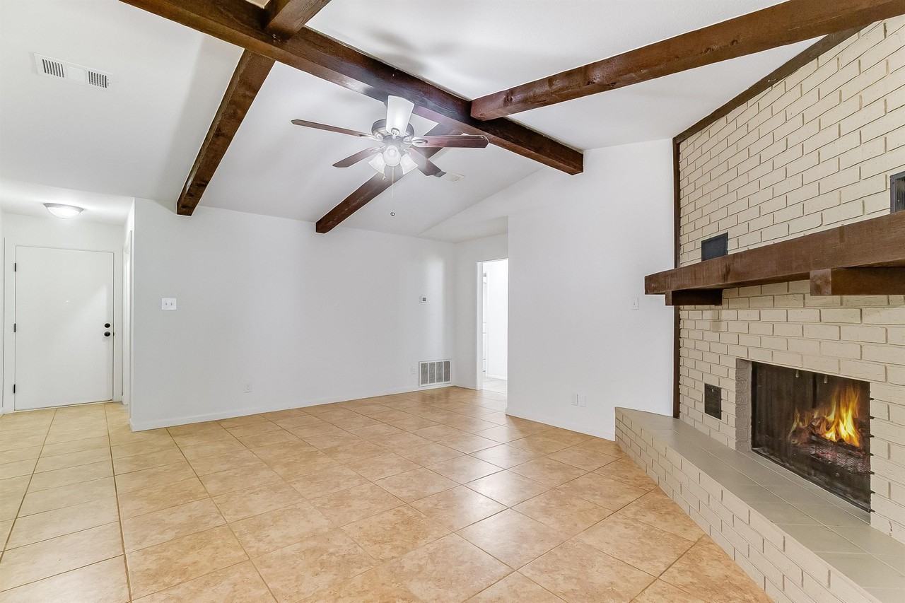 205 Mcgee Trl - Photo 7 of 30