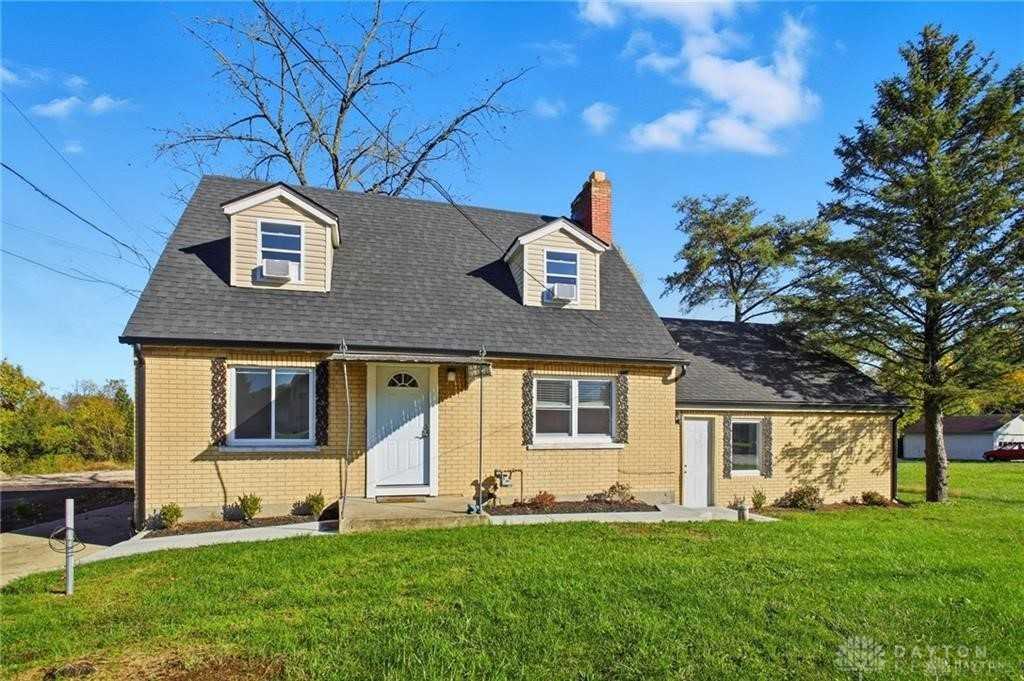 2512 Harshman Rd - Photo 2 of 40