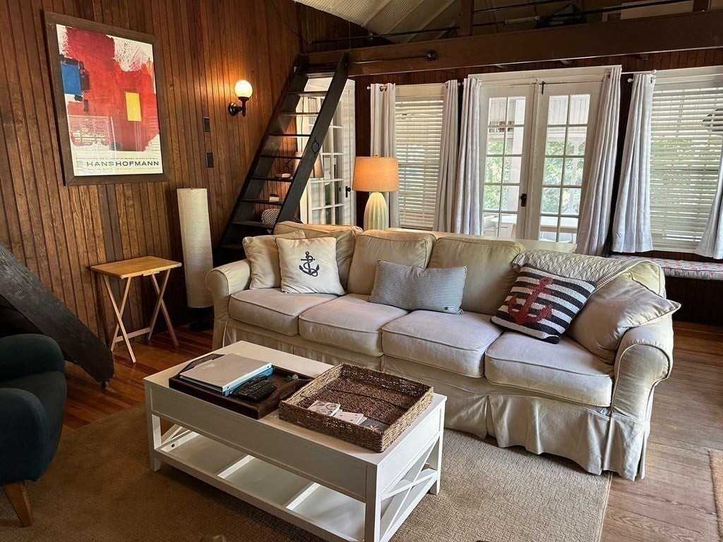 3 Foxglove Dr - Photo 3 of 36