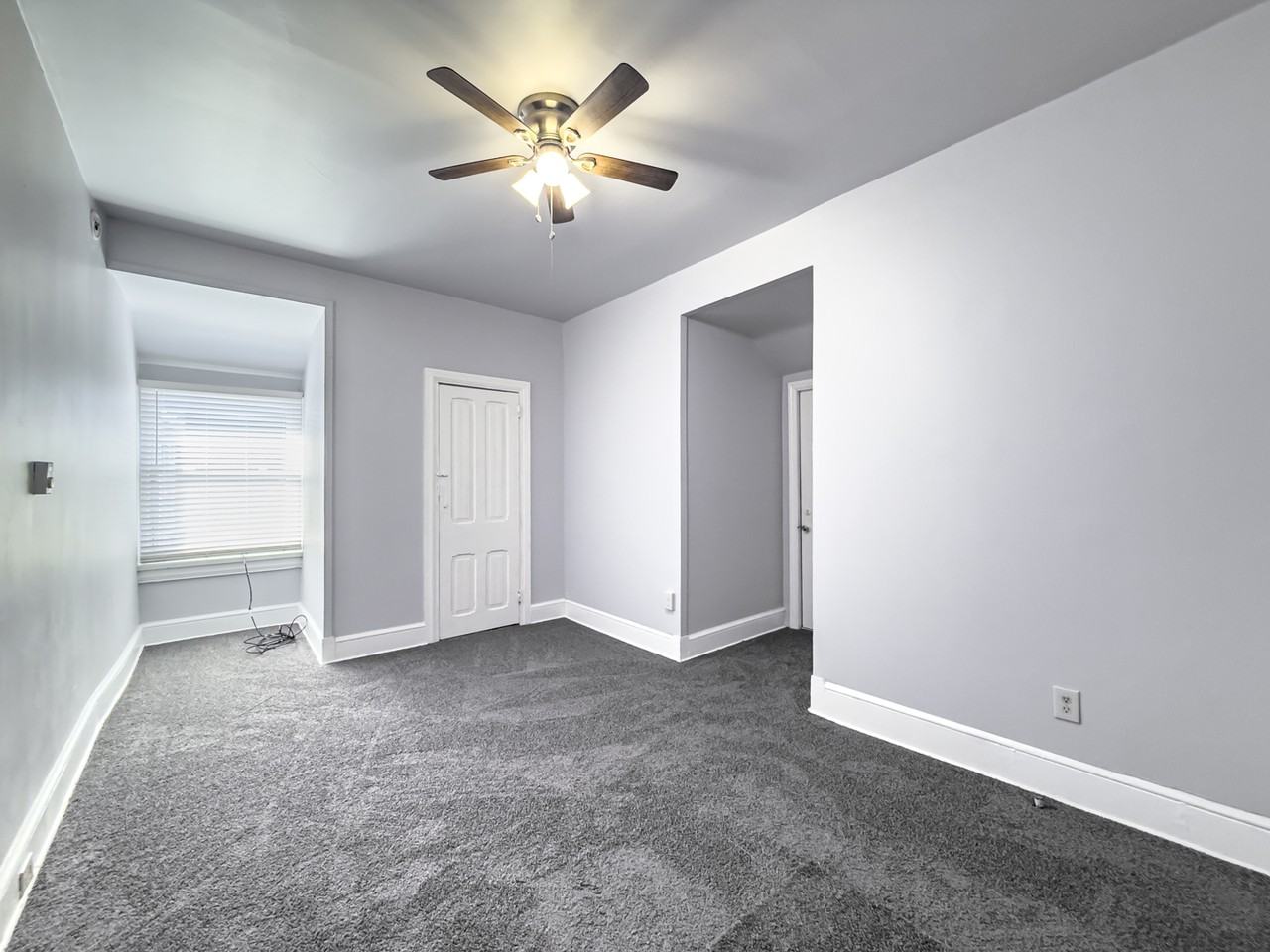 419 Woodward St Apt 3rd - Photo 4 of 16