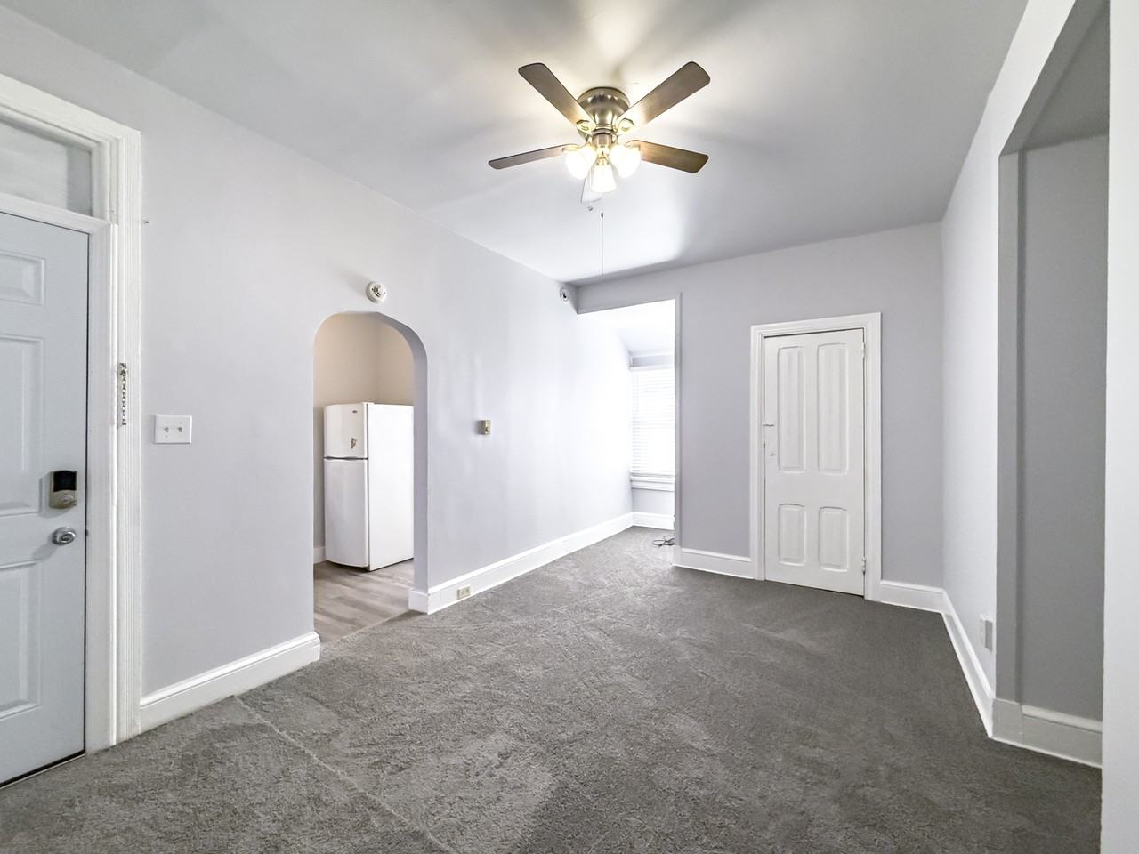 419 Woodward St Apt 3rd - Photo 5 of 16