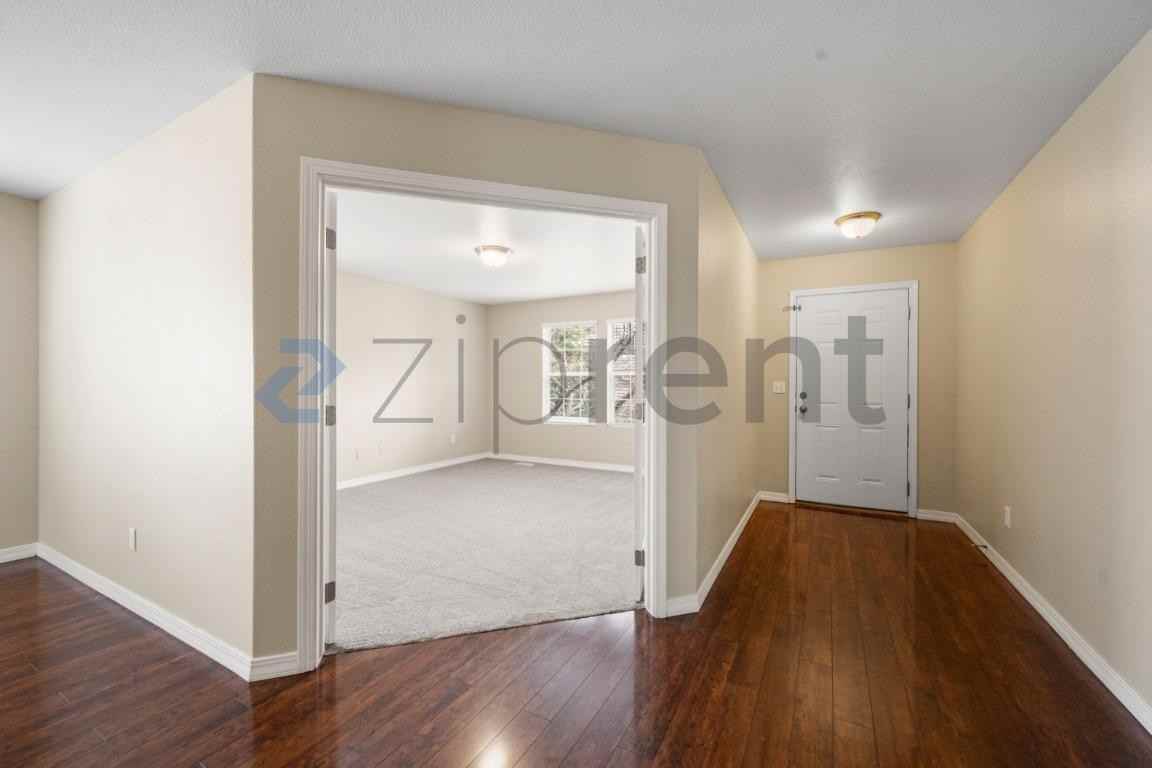 13764 S Rosie Ln - Photo 5 of 43