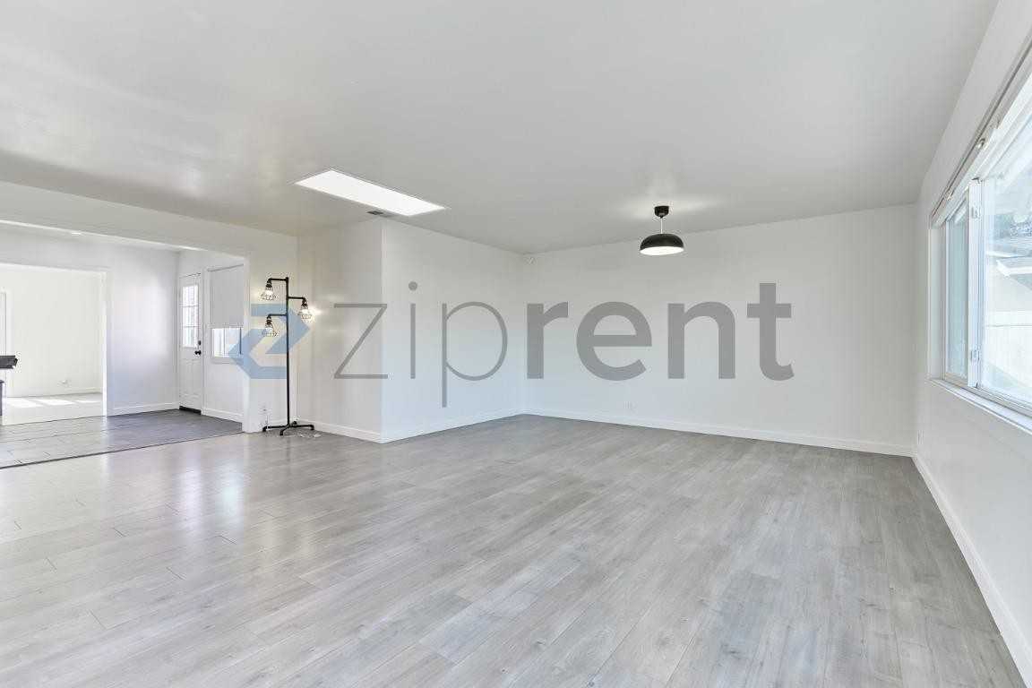 1410 Central Ave - Photo 7 of 24