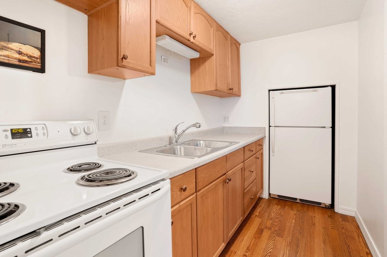 1430 S 1300 E - Photo 4 of 14