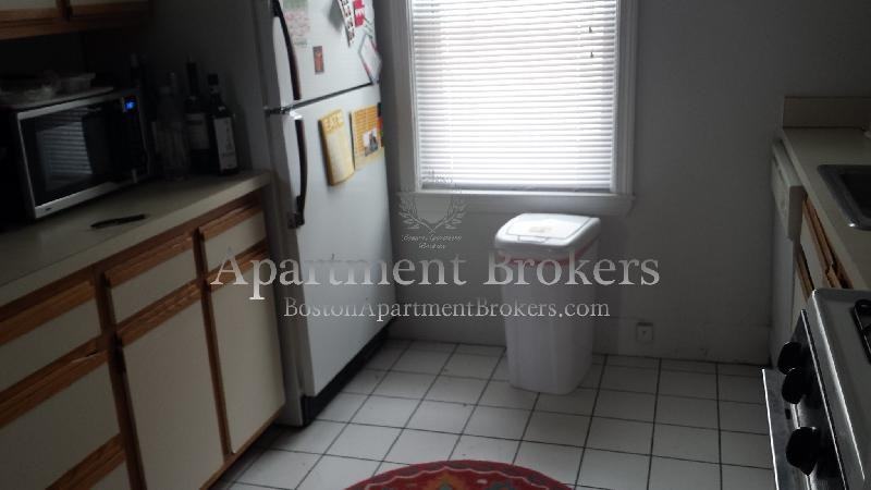 29 Union St #2 - Photo 4 of 23