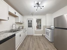 featured image of 21 East Bartlett Street