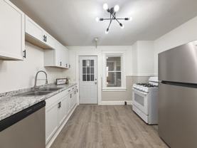 21 E Bartlett St Westfield MA 01085 - Photo 1 of 1