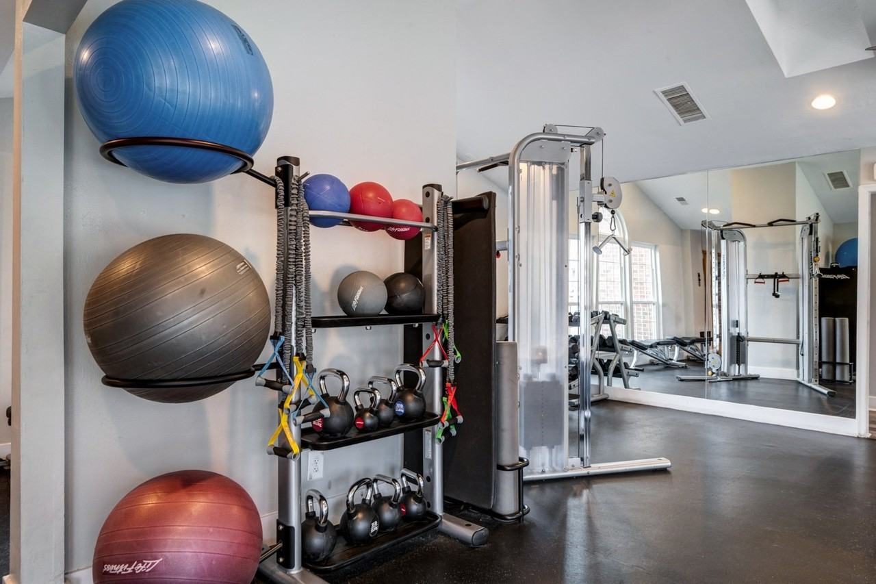 Amberton Apartments - Photo 7 of 19