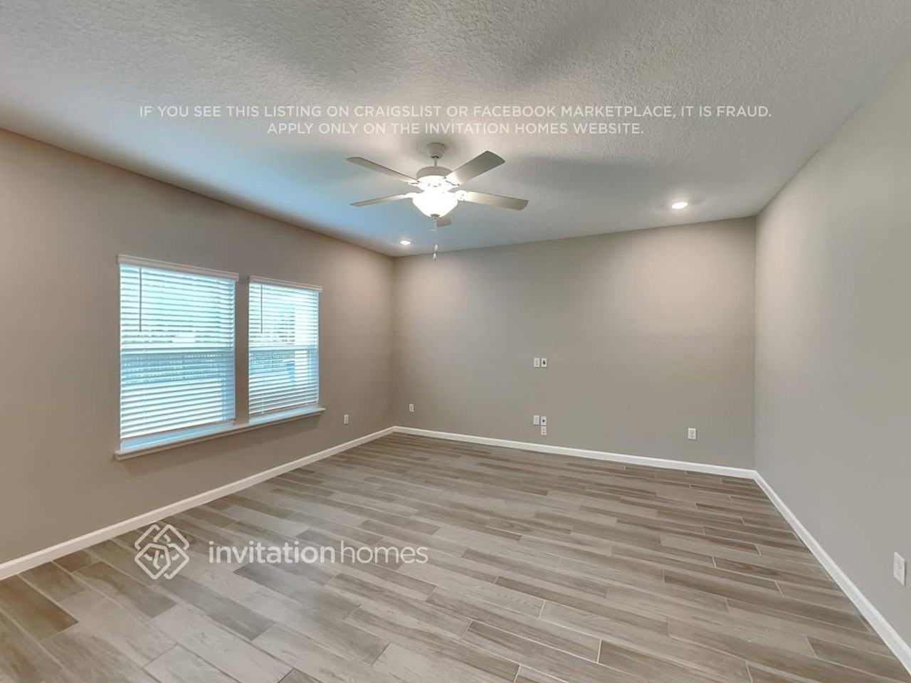 2558 Laylas Way - Photo 5 of 22