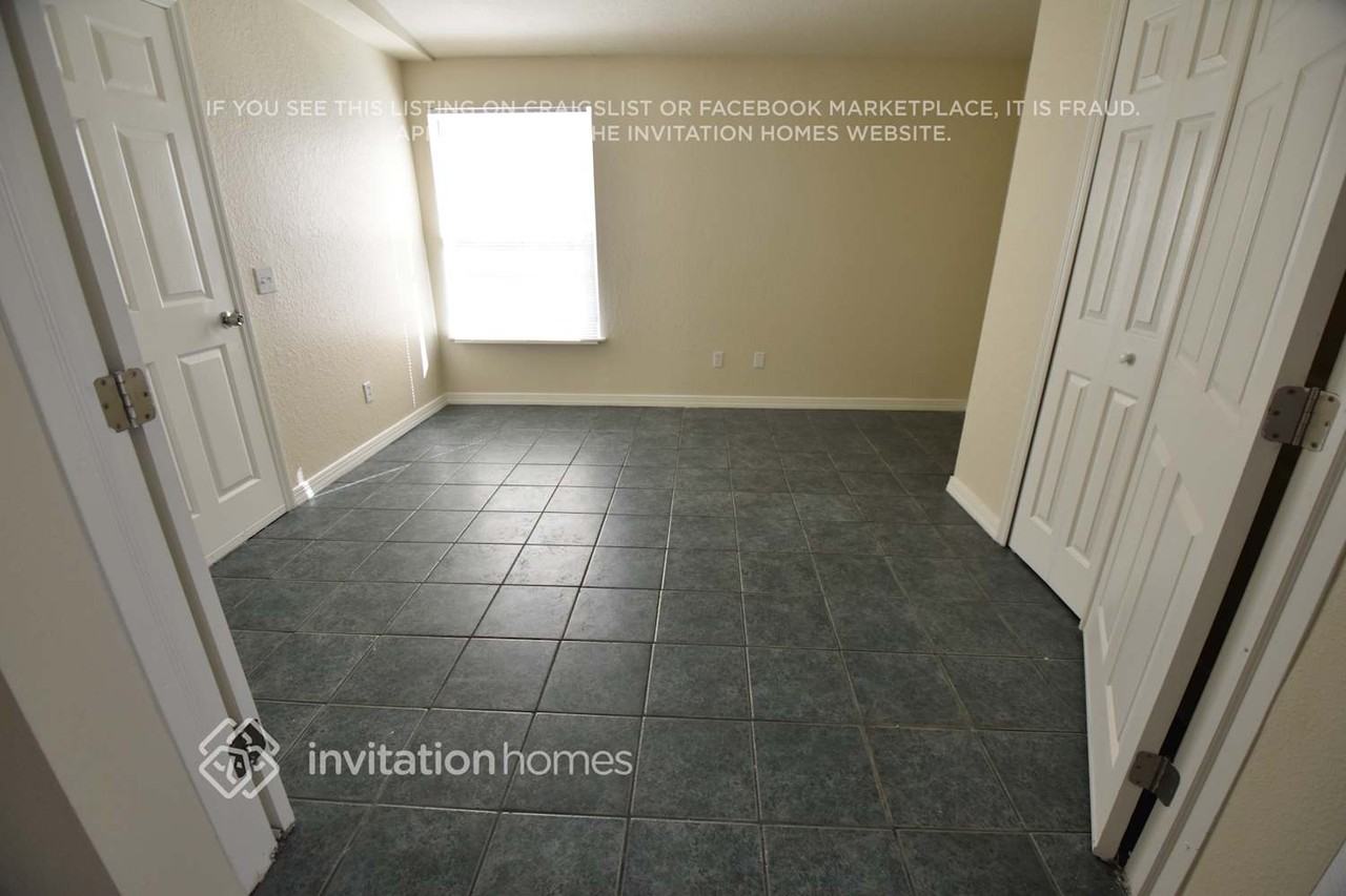 5444 Conway Oaks Ct - Photo 5 of 13