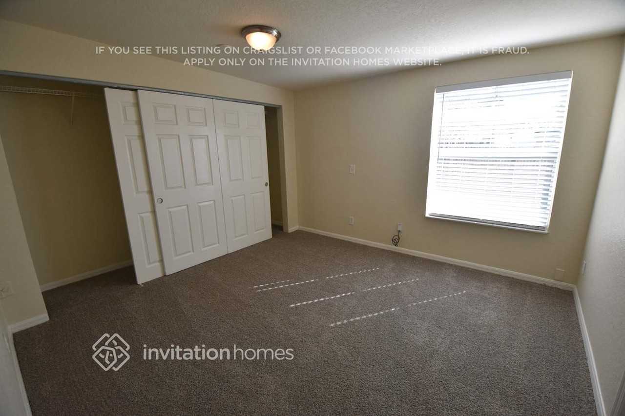 5444 Conway Oaks Ct - Photo 7 of 13