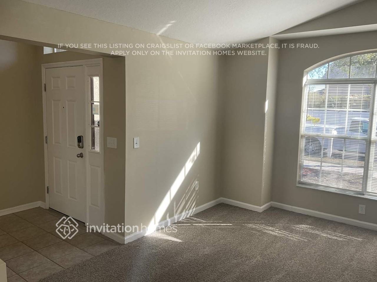 808 Barclay Wood Dr - Photo 2 of 31