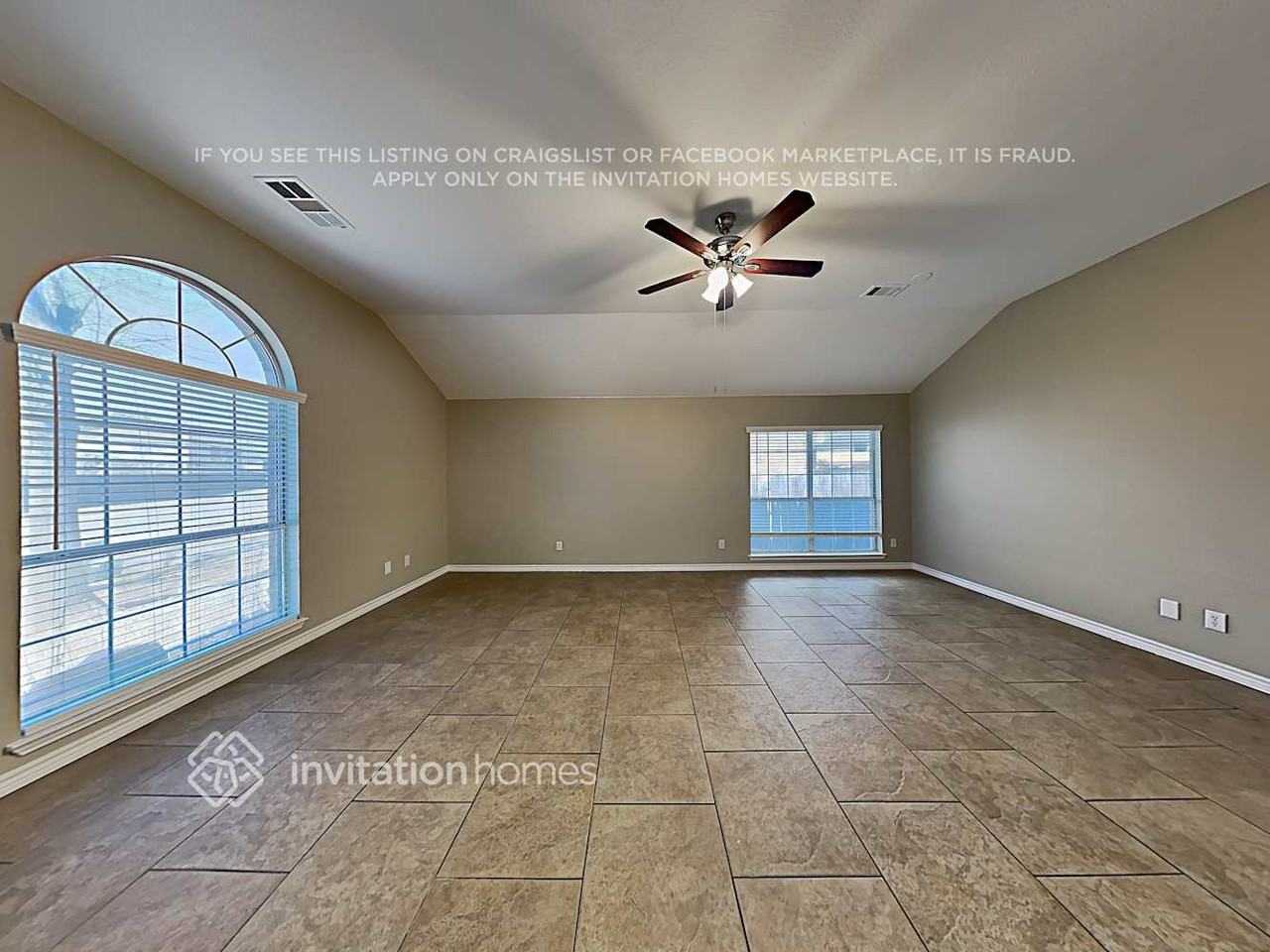 501 Tumbleweed Dr - Photo 5 of 17