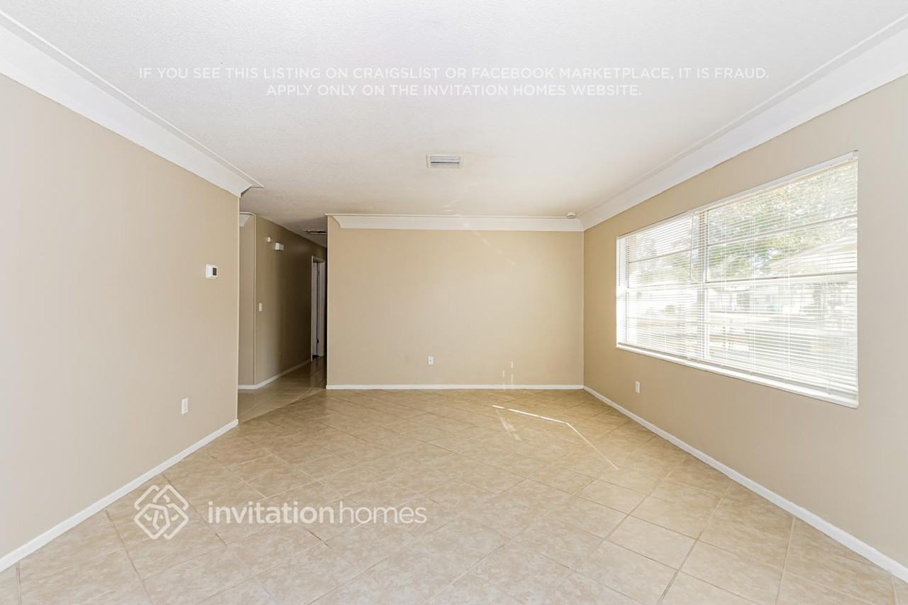 568 Ironwood Dr - Photo 3 of 17