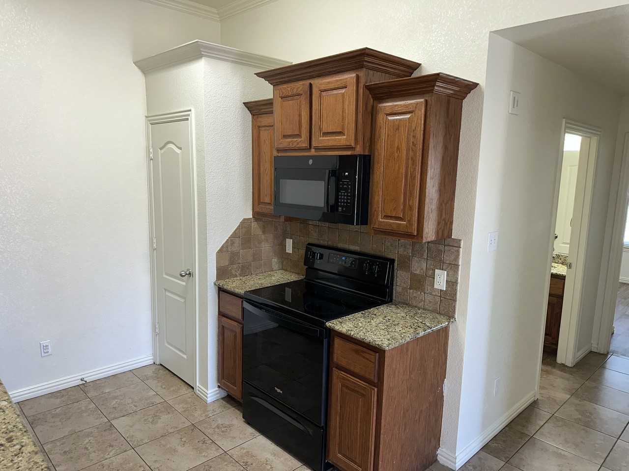 8203 Saddle Brook Drive #A - Photo 5 of 24