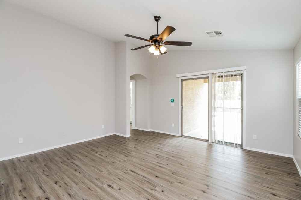 23189 S 215th St - Photo 6 of 16