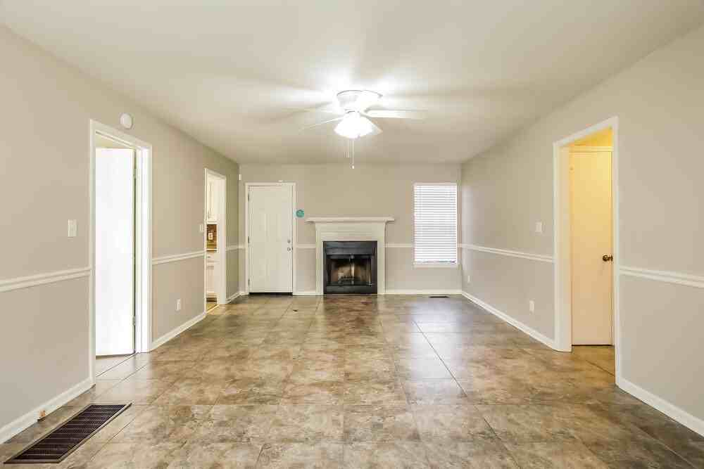 5520 Eden Dr - Photo 5 of 18