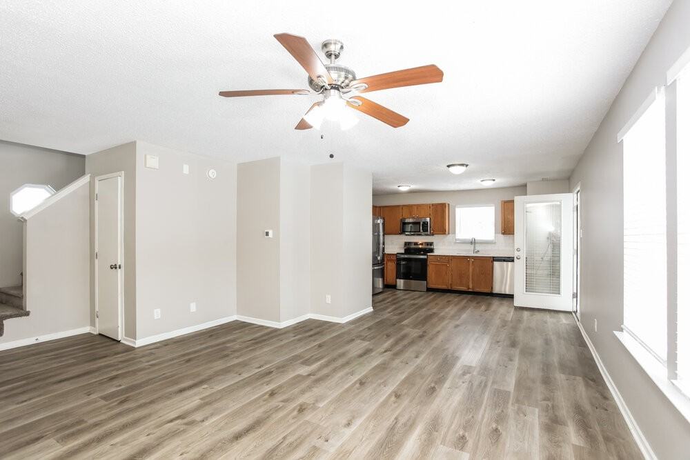 9117 Cherry Grove Ct - Photo 6 of 17