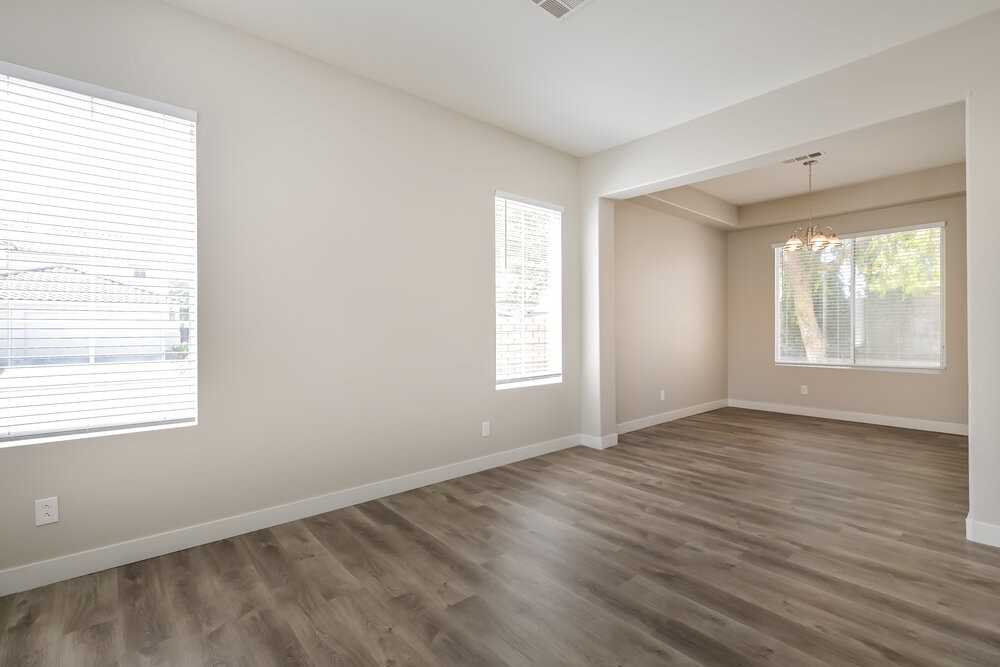 354 Velino Ave - Photo 6 of 20