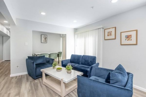 Sierra Heights Apartments - Photo 7 of 33