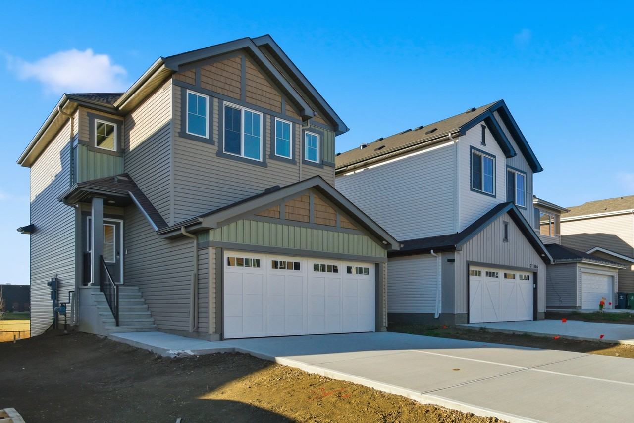 7104 47a St - Photo 3 of 50