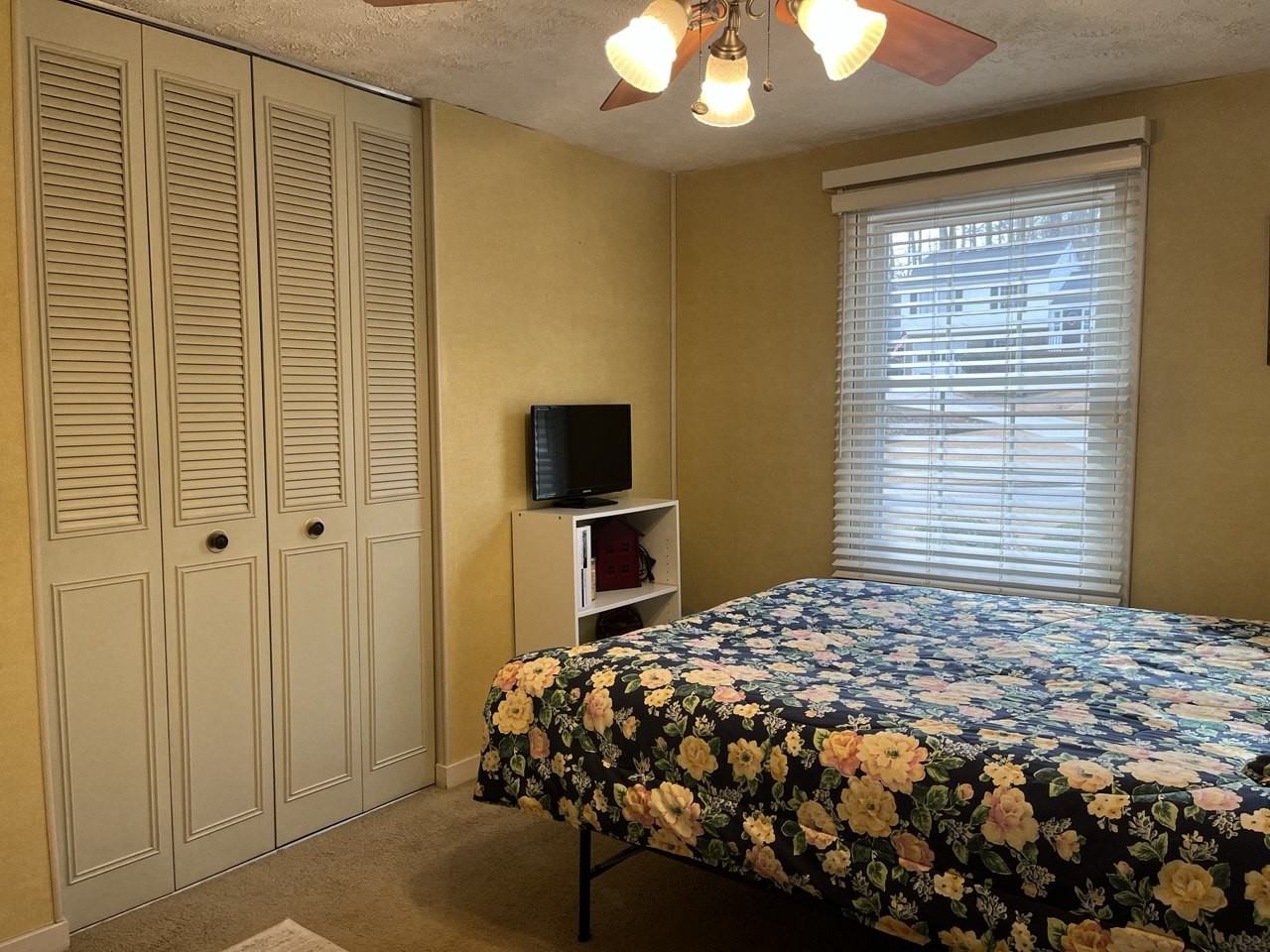 210 Pinehurst Lane - Photo 2 of 26