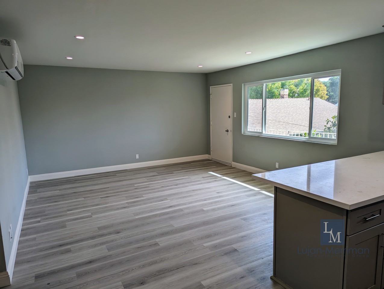 219 Loma Avenue #6 - Photo 3 of 10