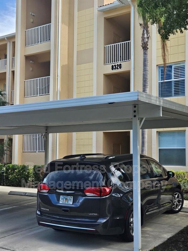 8320 Whiskey Preserve Cir #338 - Photo 3 of 10