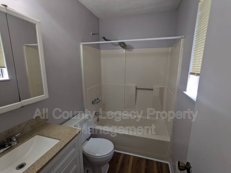 4566 Town Crier Rd Sw - Photo 6 of 12