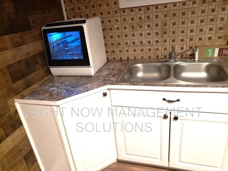 202 South Middleton Road Bottom #2 - Photo 5 of 12