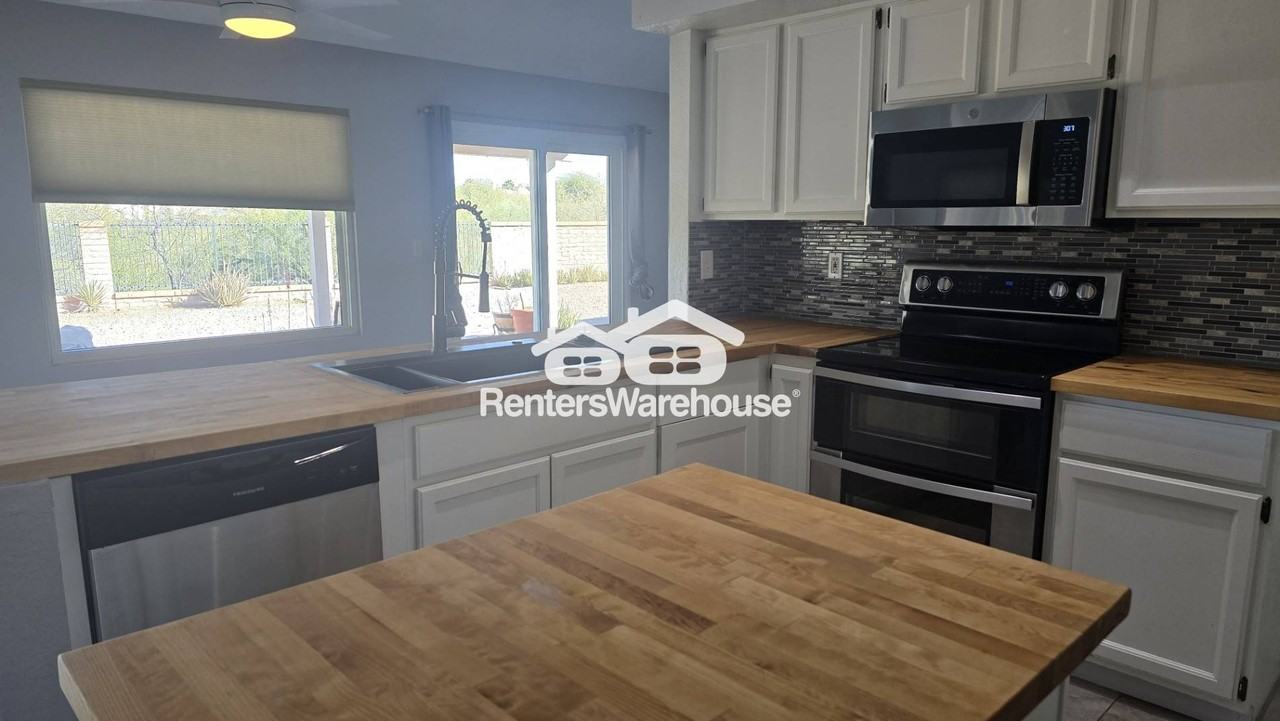 2693 W Calle De Dalias - Photo 2 of 21