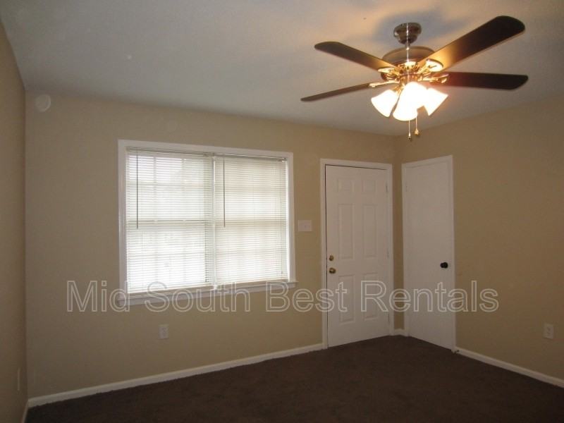 4860 Faith Cv - Photo 2 of 8