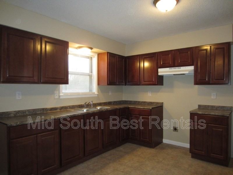 4860 Faith Cv - Photo 3 of 8