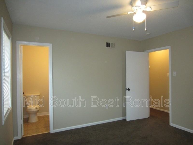 4860 Faith Cv - Photo 6 of 8